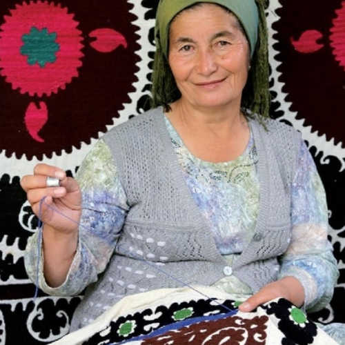 Uzbekistan Suzani 