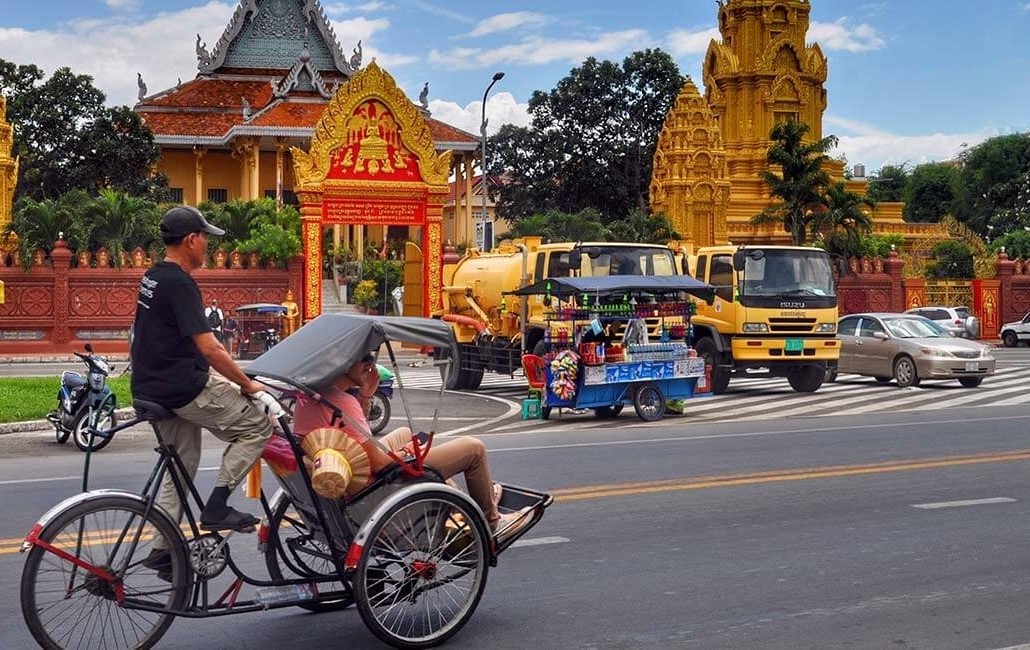 Khmer Architecture Tour Cambodia