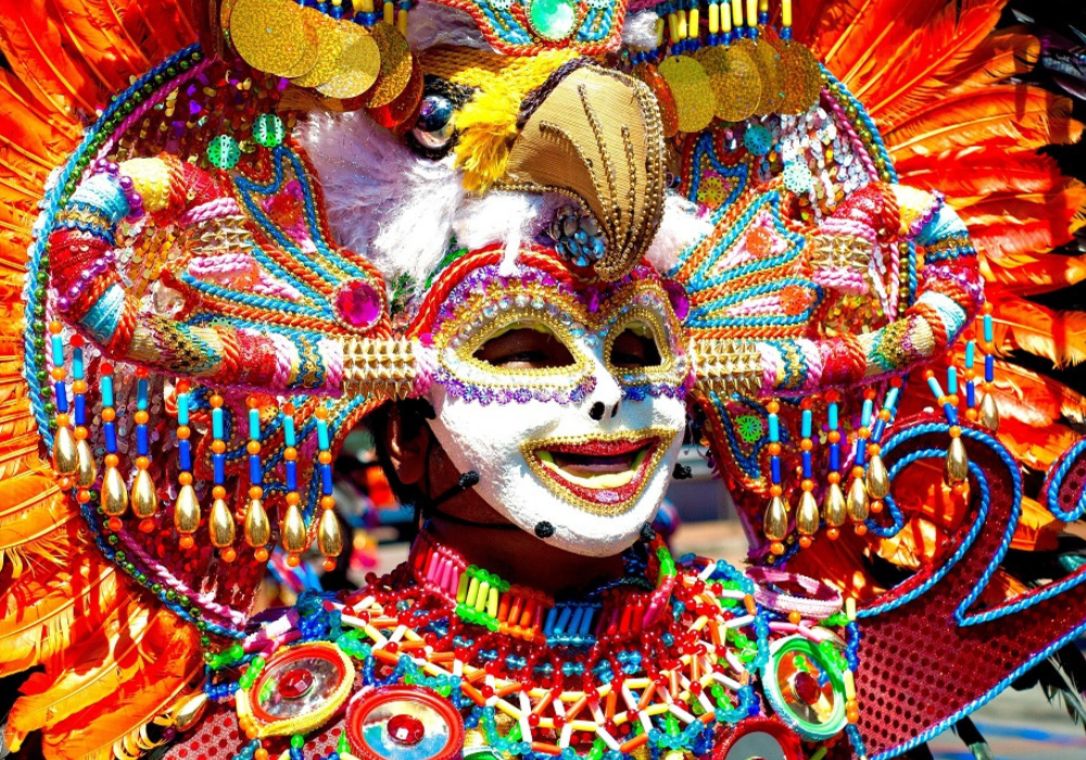 Philippines - Masskara Festival Extravaganza<br />

