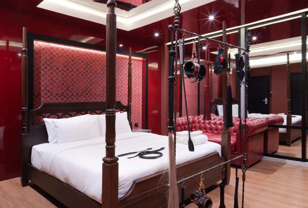 Thailand – ‘Fifty Shades of Grey’ Hotel Room