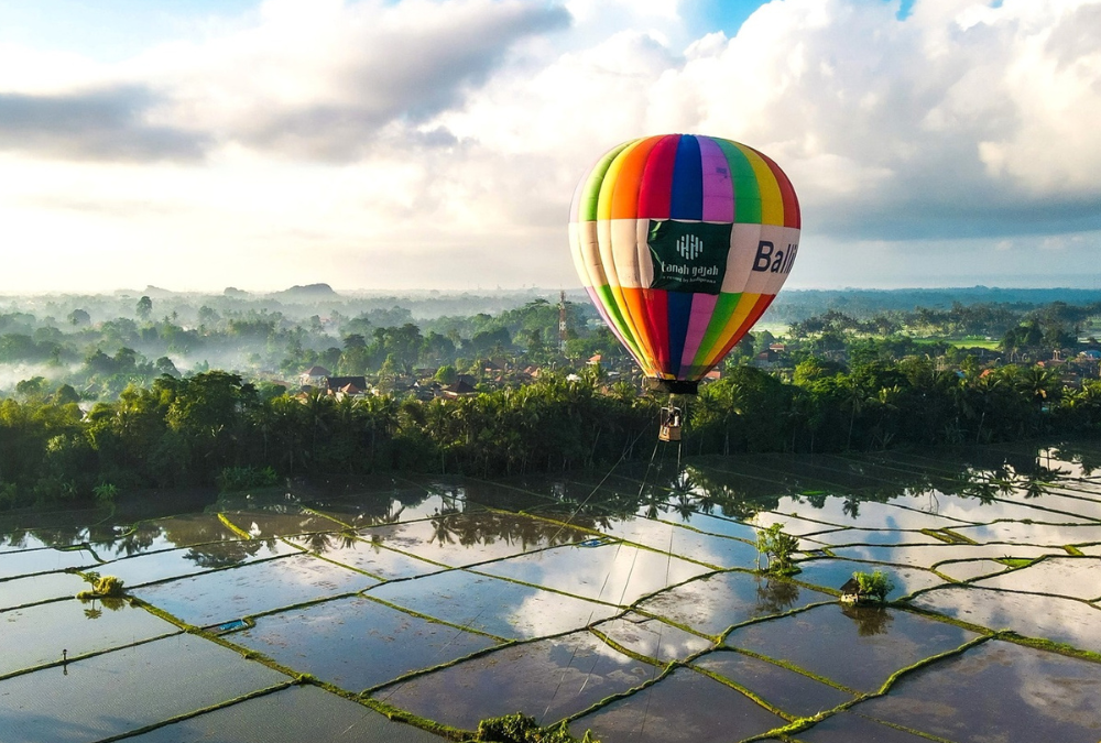 Bali – Balloon over Bali’s Cultural Heart