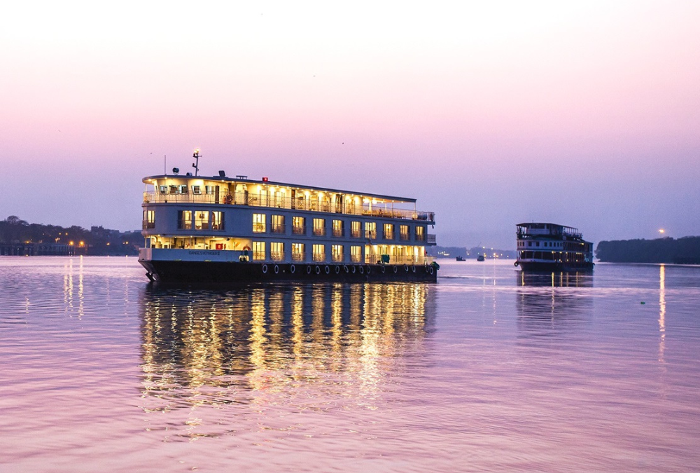 India – Floating Luxury