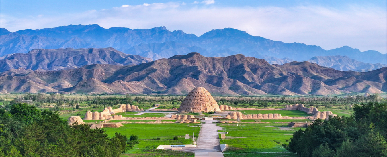 China: Fast Tracks & Forgotten Kingdoms