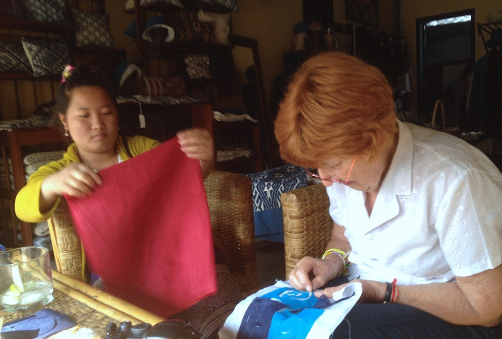 Laos: Threads of the Hmong