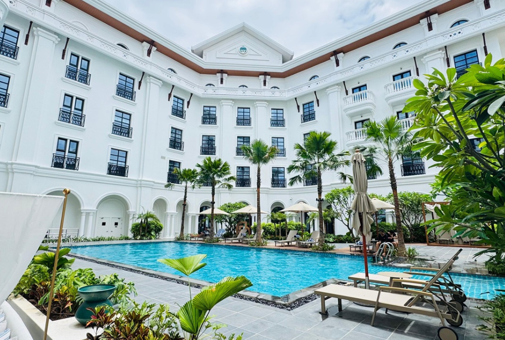Laos: Vientiane’s New Landmark
